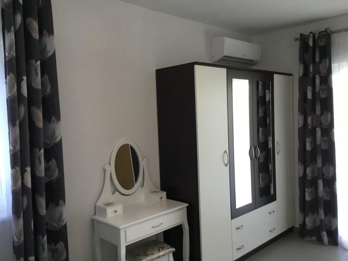 Apartments Villa Sophia Трогир Экстерьер фото