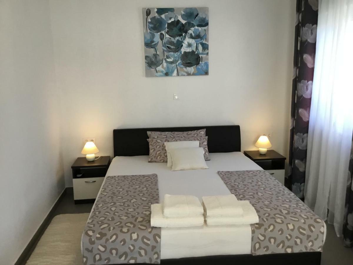 Apartments Villa Sophia Трогир Экстерьер фото